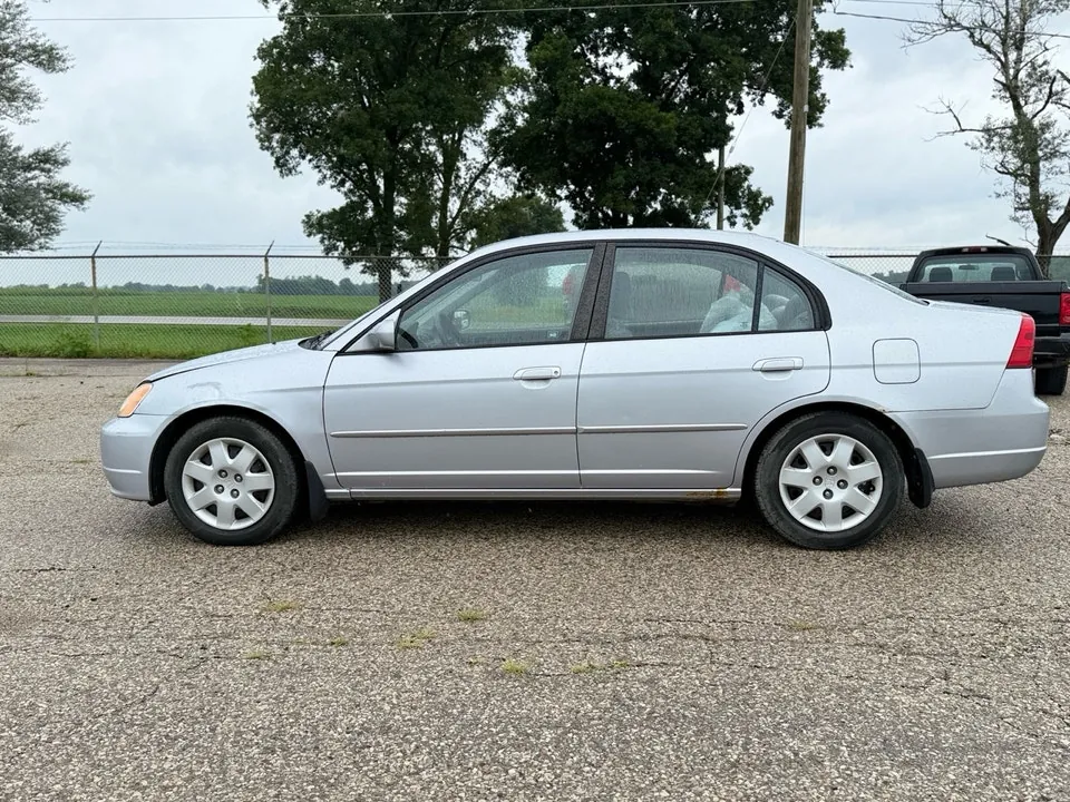 Honda Civic 2002 photo 4