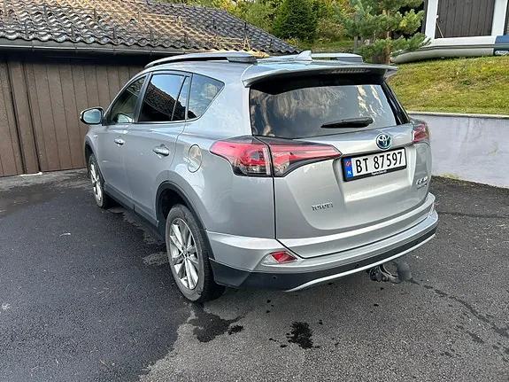 Toyota Rav4 2018 photo 4