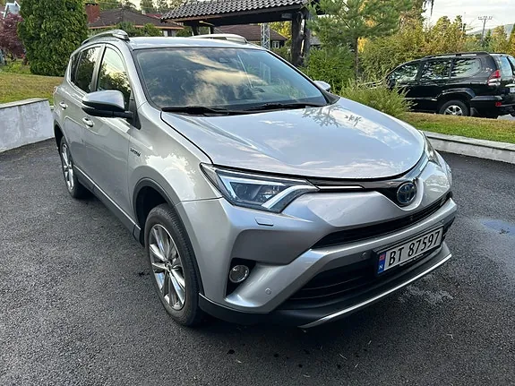Toyota Rav4 2018 photo 2