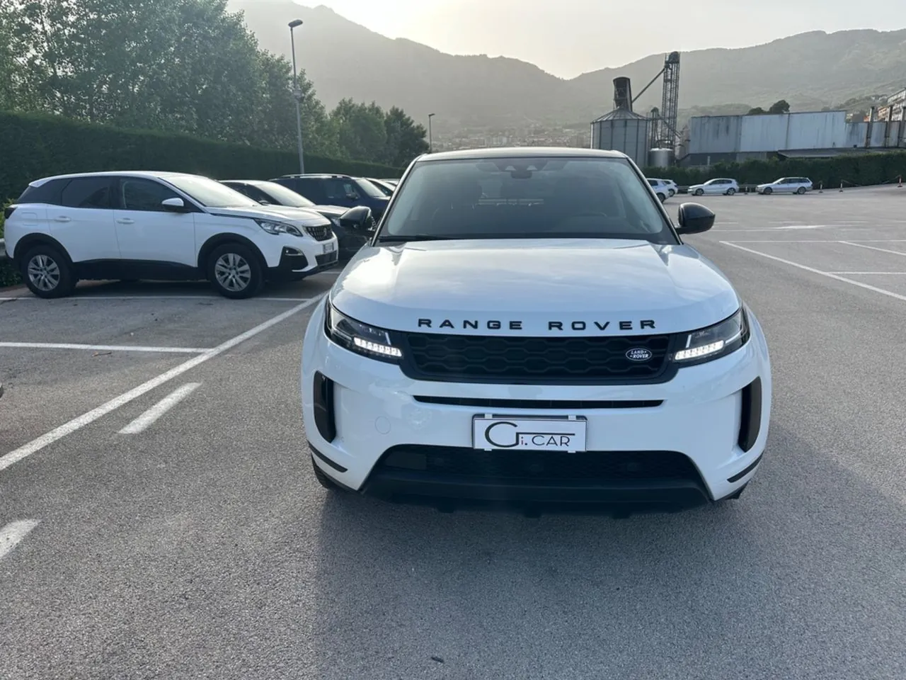 Land Rover Range Rover Evoque 2020 photo 2