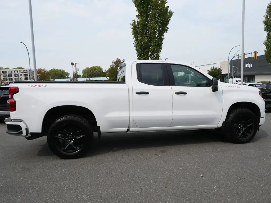 Chevrolet Silverado 1500 2024 photo 4