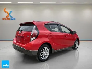 Toyota Aqua 2015 photo 3