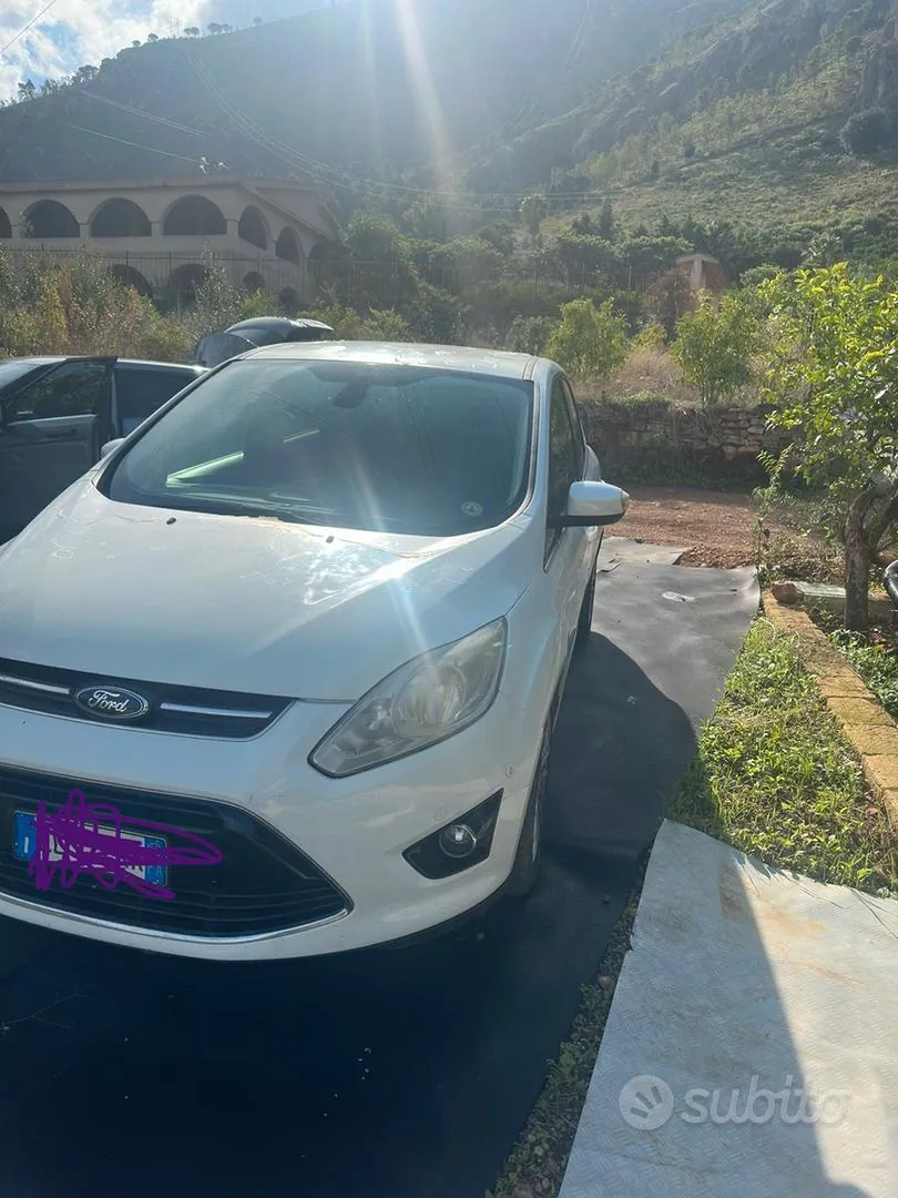 Ford C-Max 2012 photo 2