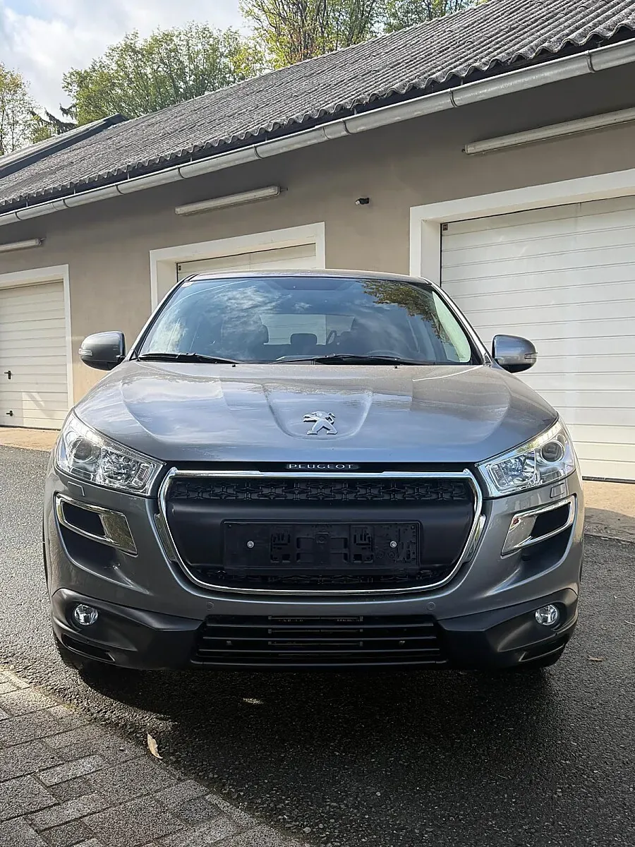 Peugeot 4008