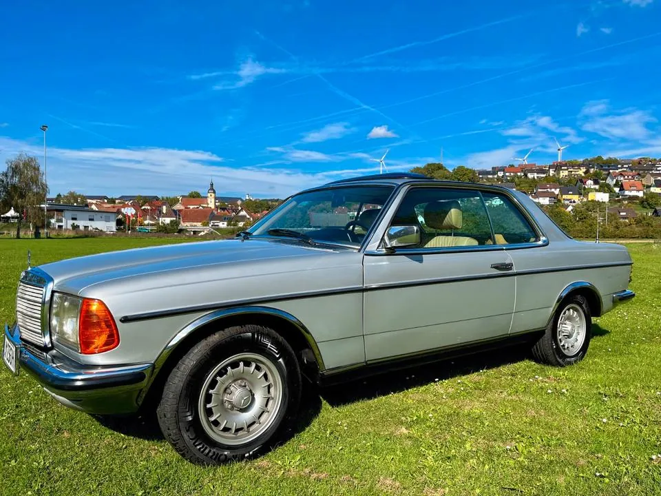 Mercedes-Benz 230 Ce