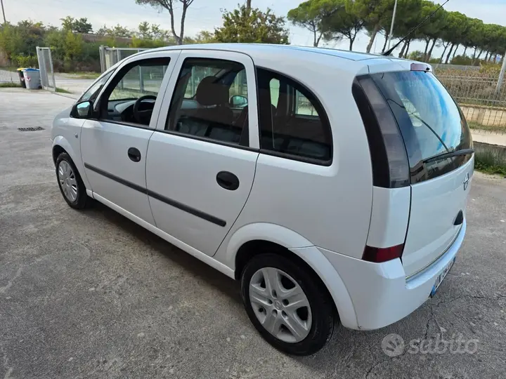 Opel Meriva 2009 photo 2