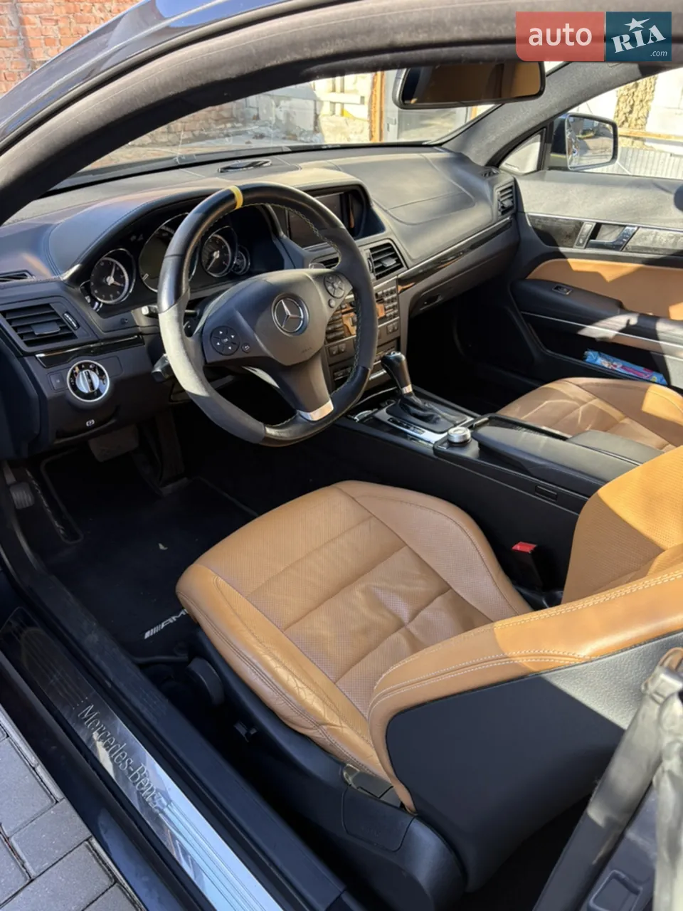 Mercedes-Benz E-Class 2011 photo 3