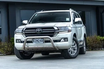 Toyota Land Cruiser 2020 photo 3