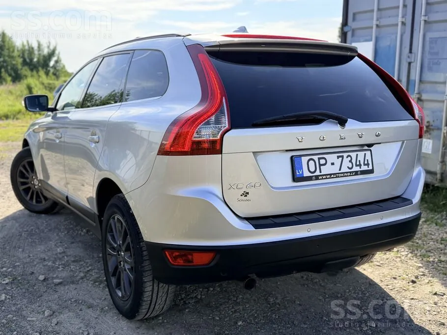 Volvo Xc 60 2012 photo 2
