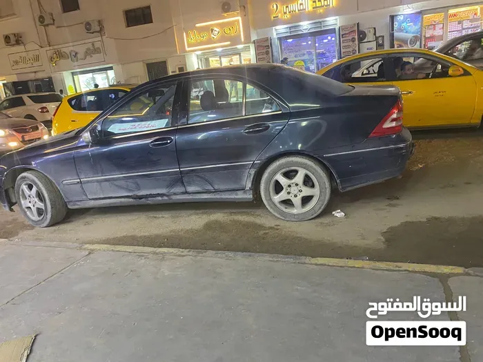 Mercedes-Benz C-Class 2006 photo 3