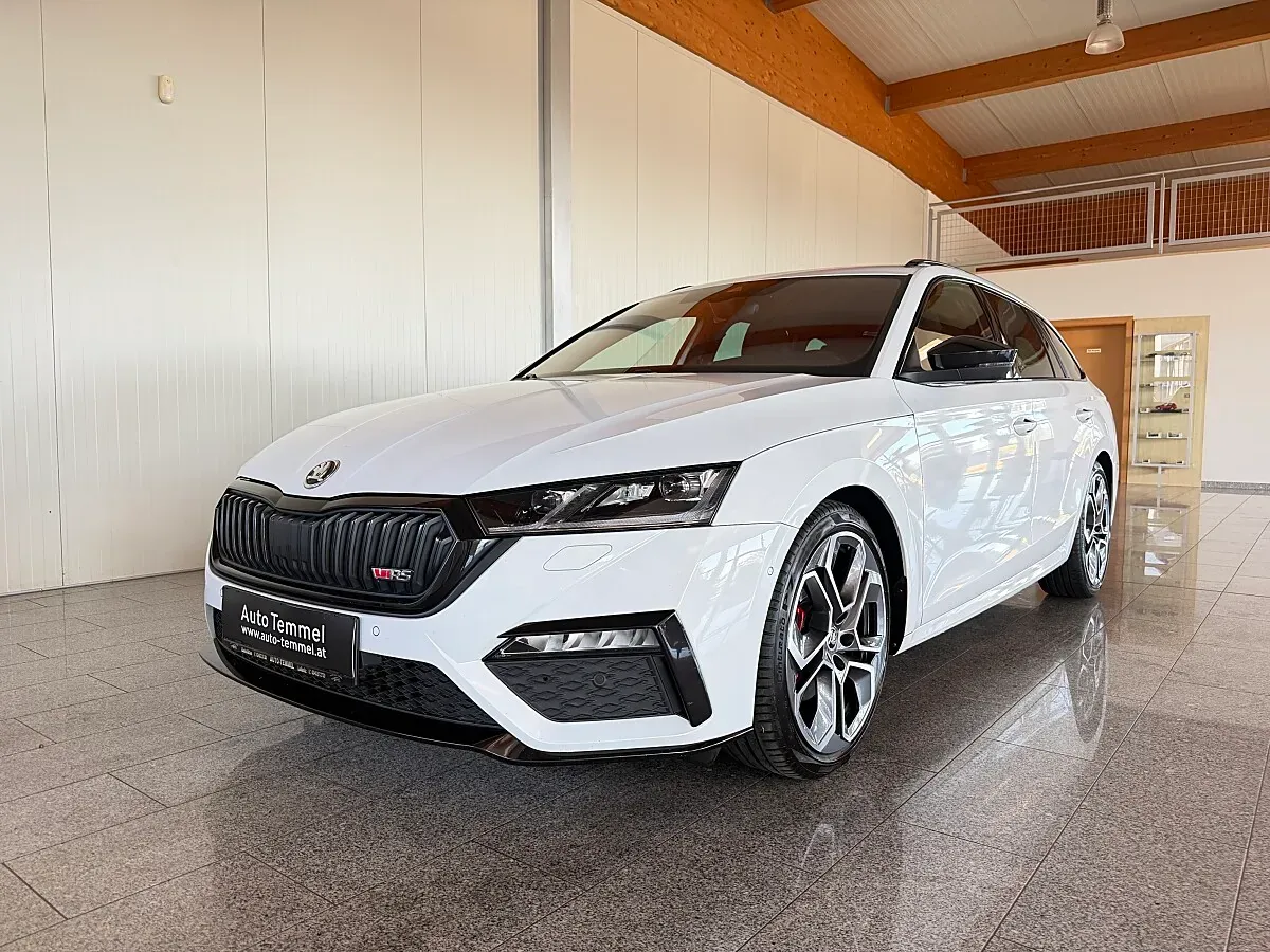 Skoda Octavia 2021 photo 2