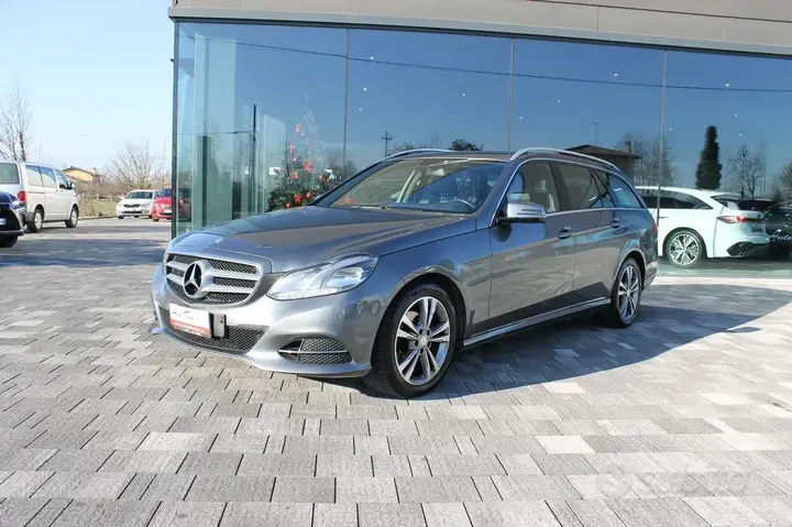 Mercedes-Benz E 200 2015 photo 2