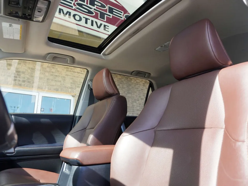 Toyota 4Runner 2023 photo 3