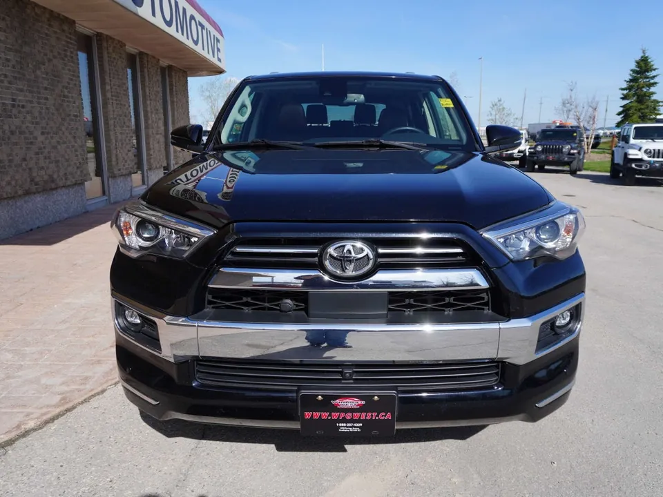 Toyota 4Runner 2023 photo 4