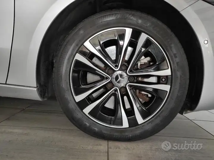 Mercedes-Benz A 2023 photo 5