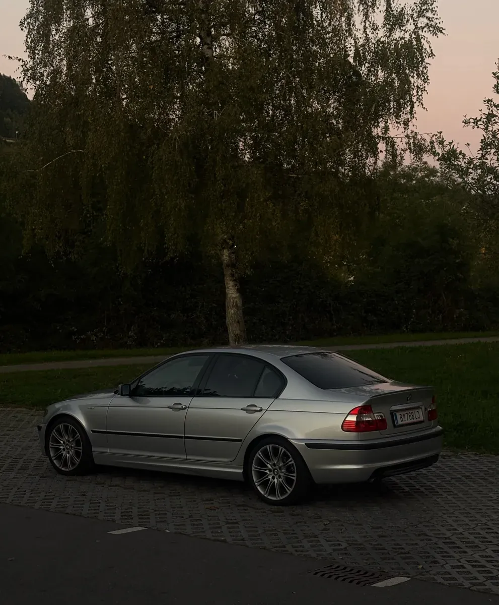 BMW 3 Series 2003 photo 3