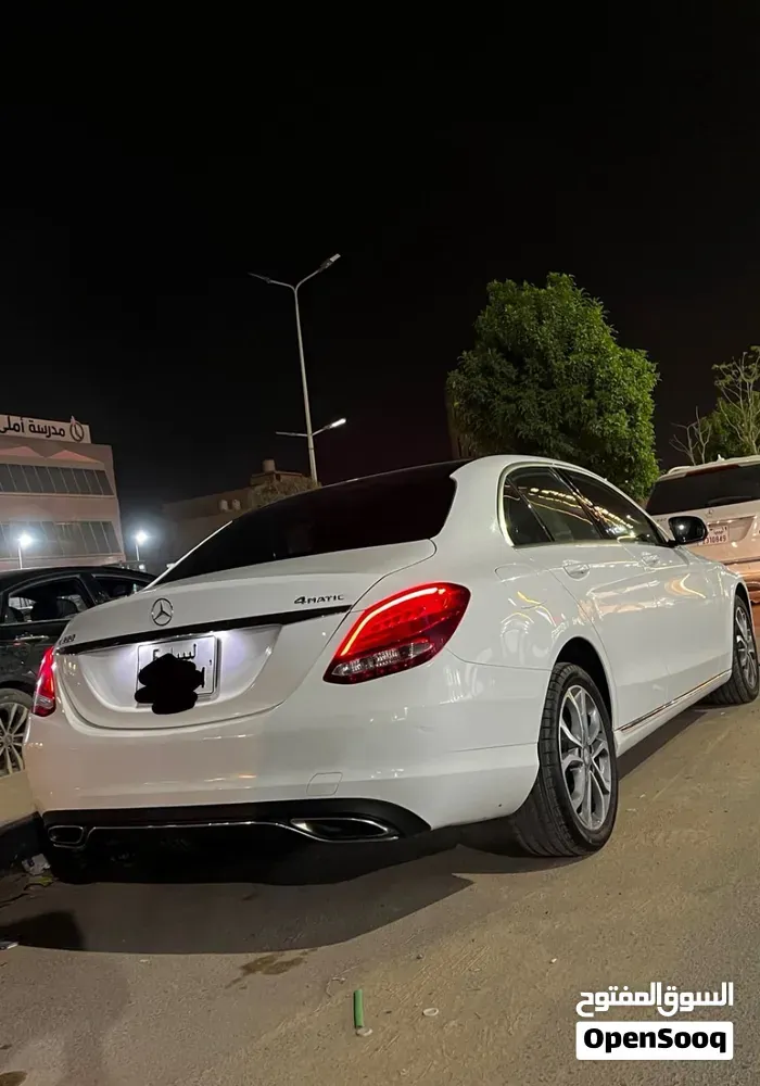 Mercedes-Benz C-Class 2016 photo 4