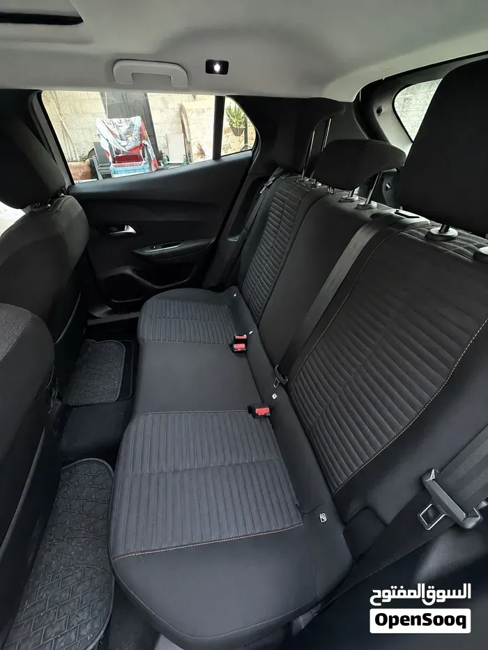 Peugeot 2008 2021 photo 3