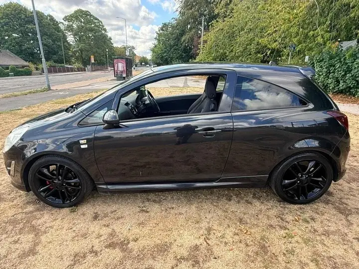 Vauxhall Corsa 2012 photo 4