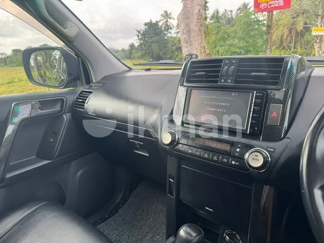 Toyota Land Cruiser Prado 2010 photo 5