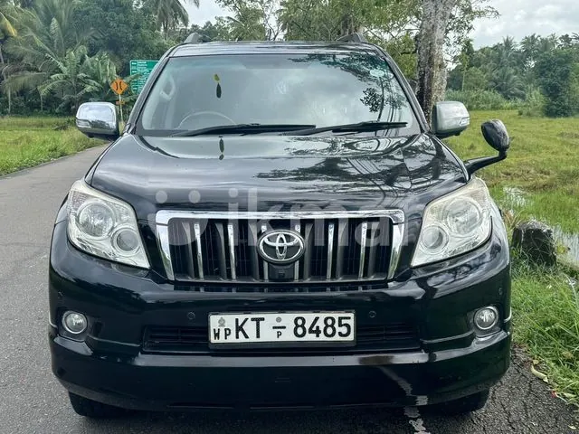 Toyota Land Cruiser Prado 2010 photo 2