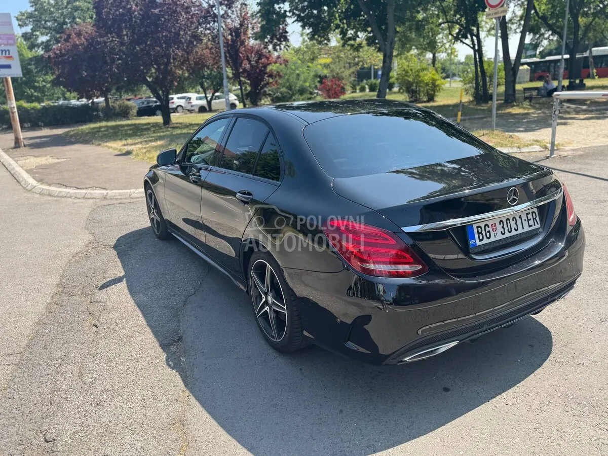 Mercedes-Benz C 250 2015 photo 2