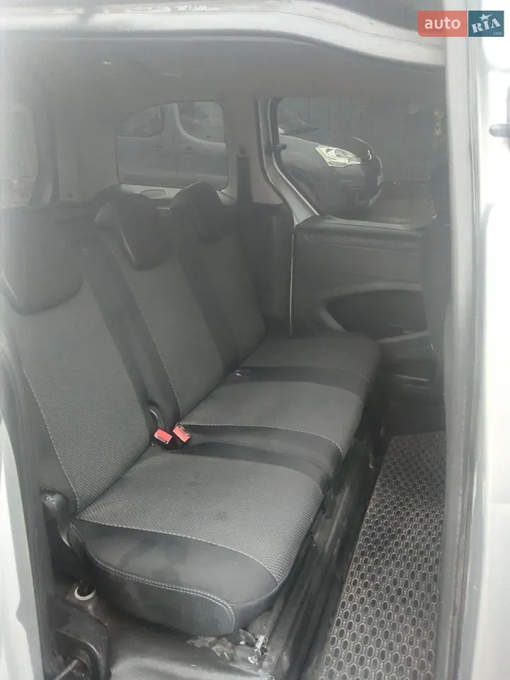 Citroen Berlingo 2011 photo 3