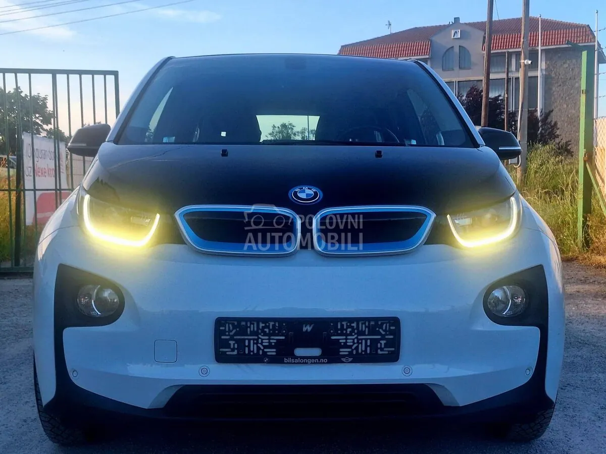BMW I3