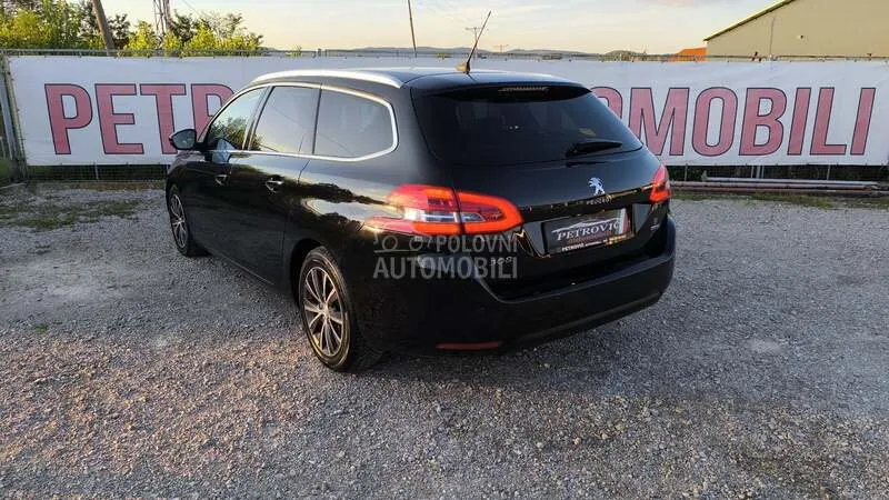 Peugeot 308 2015 photo 5