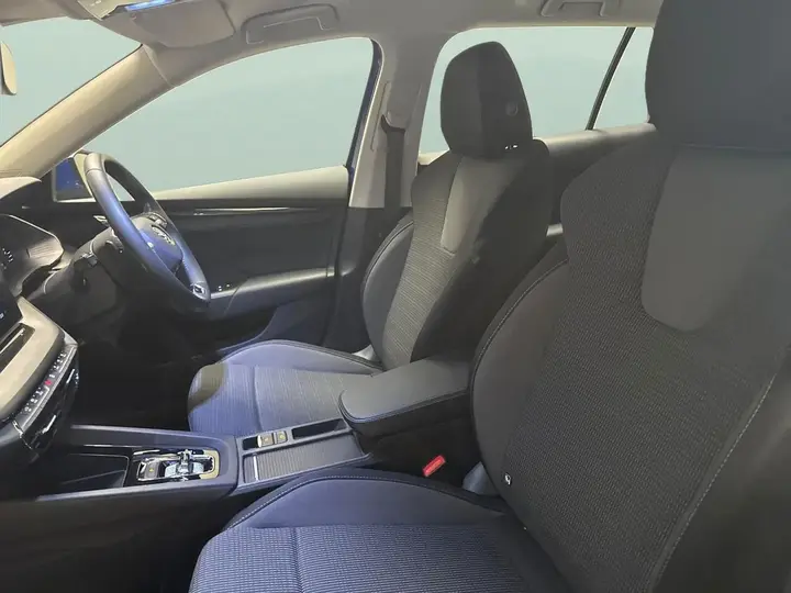 Skoda Octavia 2023 photo 4
