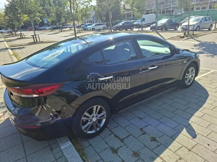 Hyundai Elantra 2018 photo 3