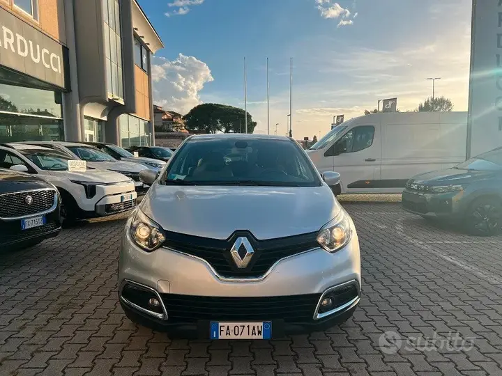 Renault Captur 2015 photo 2