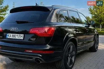 Audi Q7 2015 photo 4