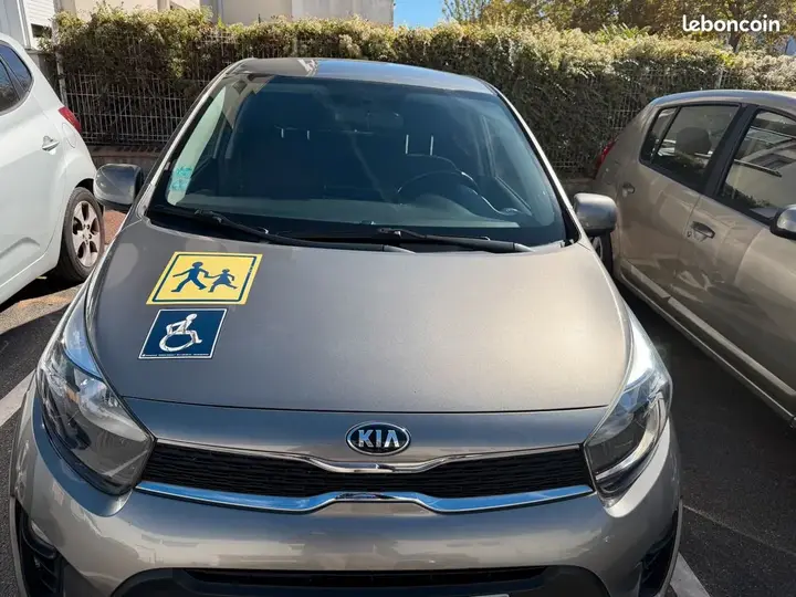 Kia Picanto 2018 photo 2