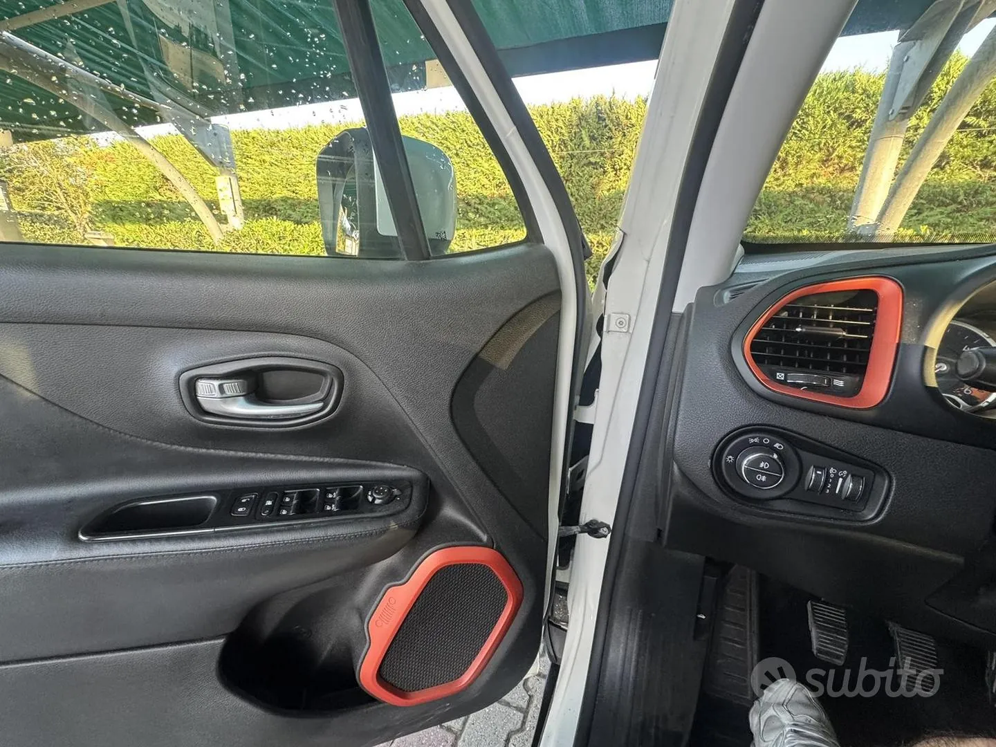 Jeep Renegade 2015 photo 3