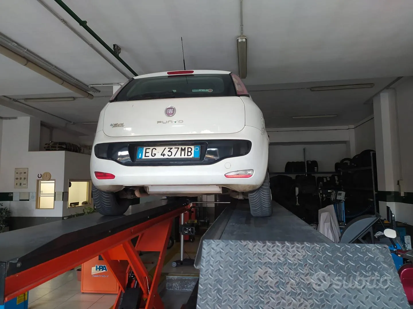 Fiat Punto Evo 2011 photo 2
