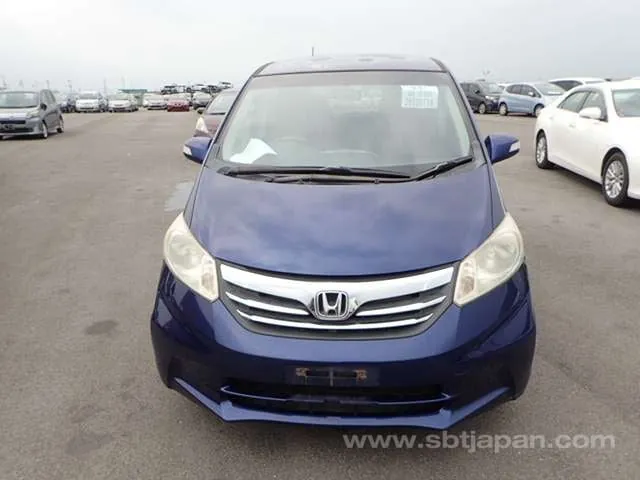 Honda Freed 2013 photo 5