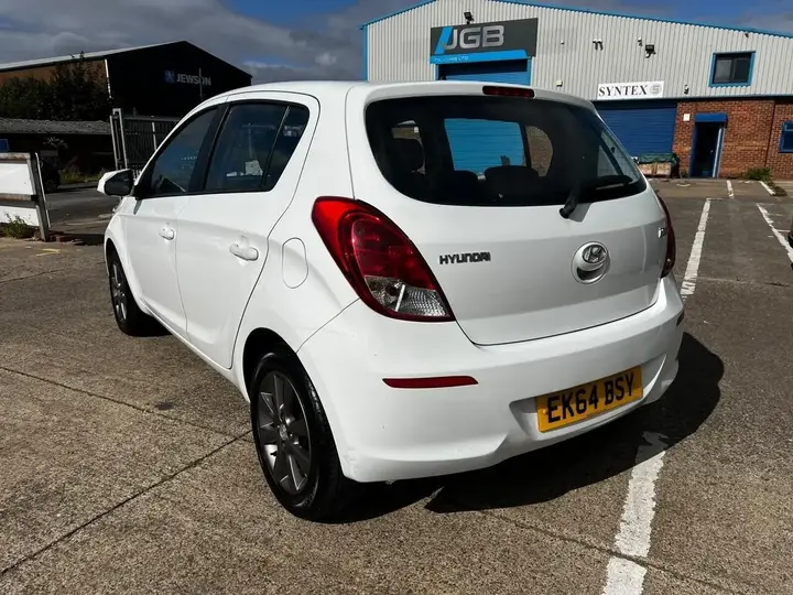 Hyundai I20 2014 photo 4