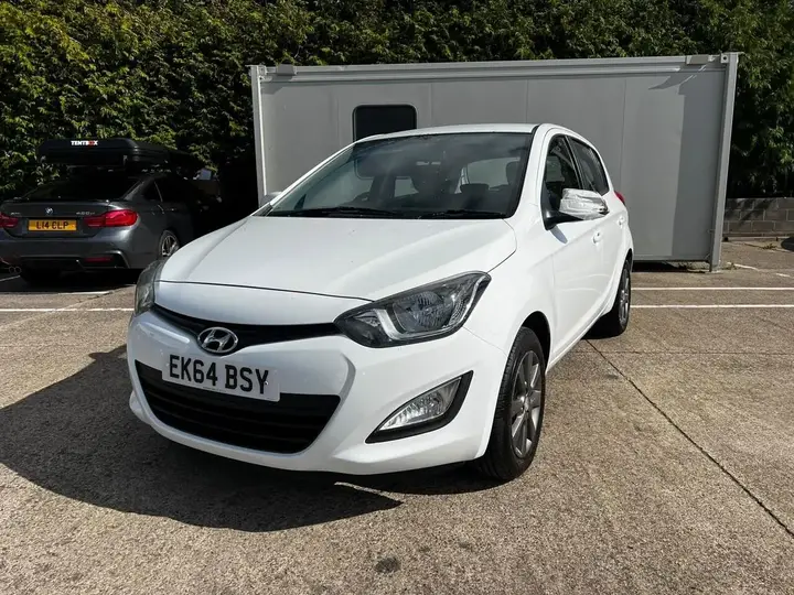 Hyundai I20 2014 photo 3