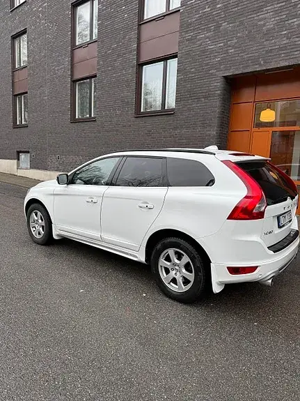 Volvo Xc60 2012 photo 2