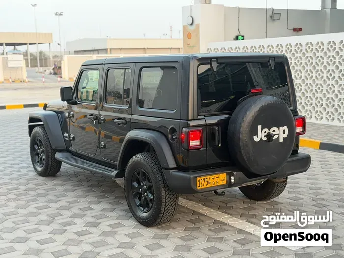 Jeep Wrangler 2021 photo 2