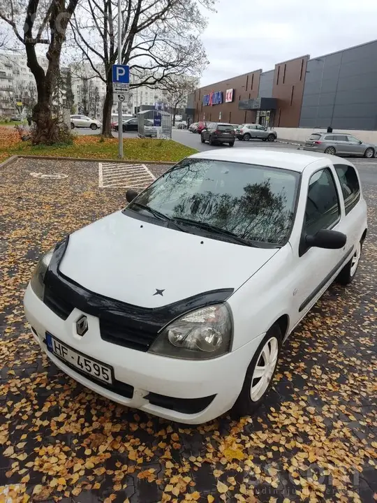 Renault Clio 2008 photo 2