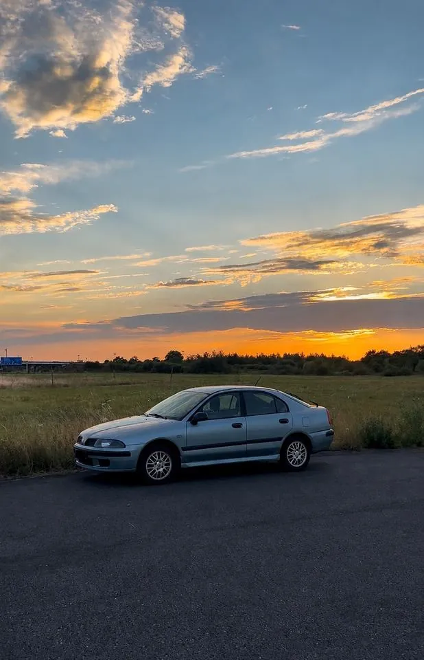 Mitsubishi Carisma
