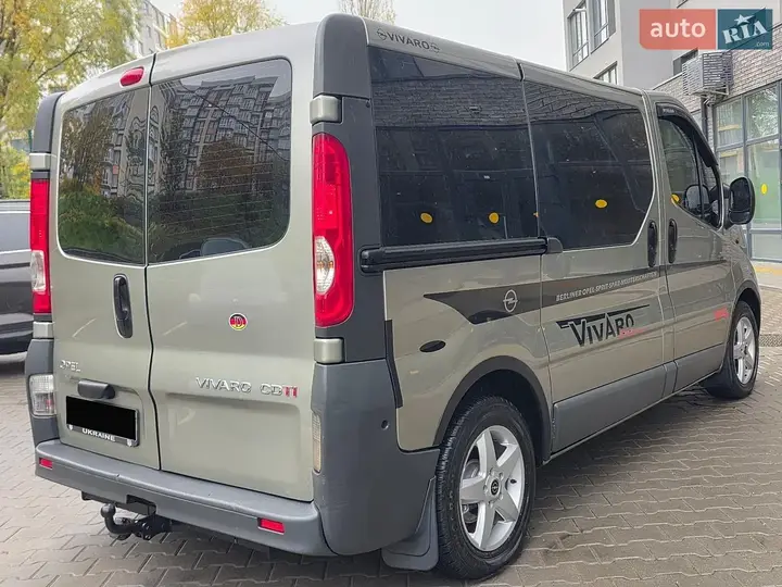 Opel Vivaro 2007 photo 4