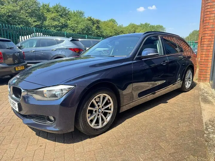 BMW 3 Series 2014 photo 3
