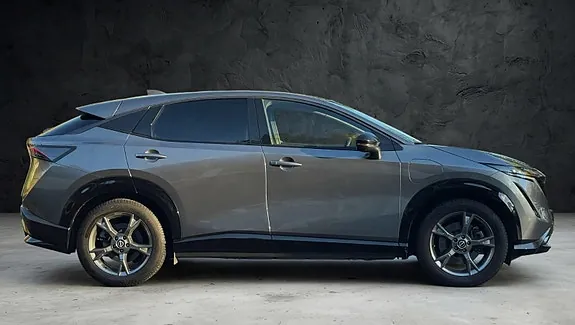 Nissan Ariya 2023 photo 3
