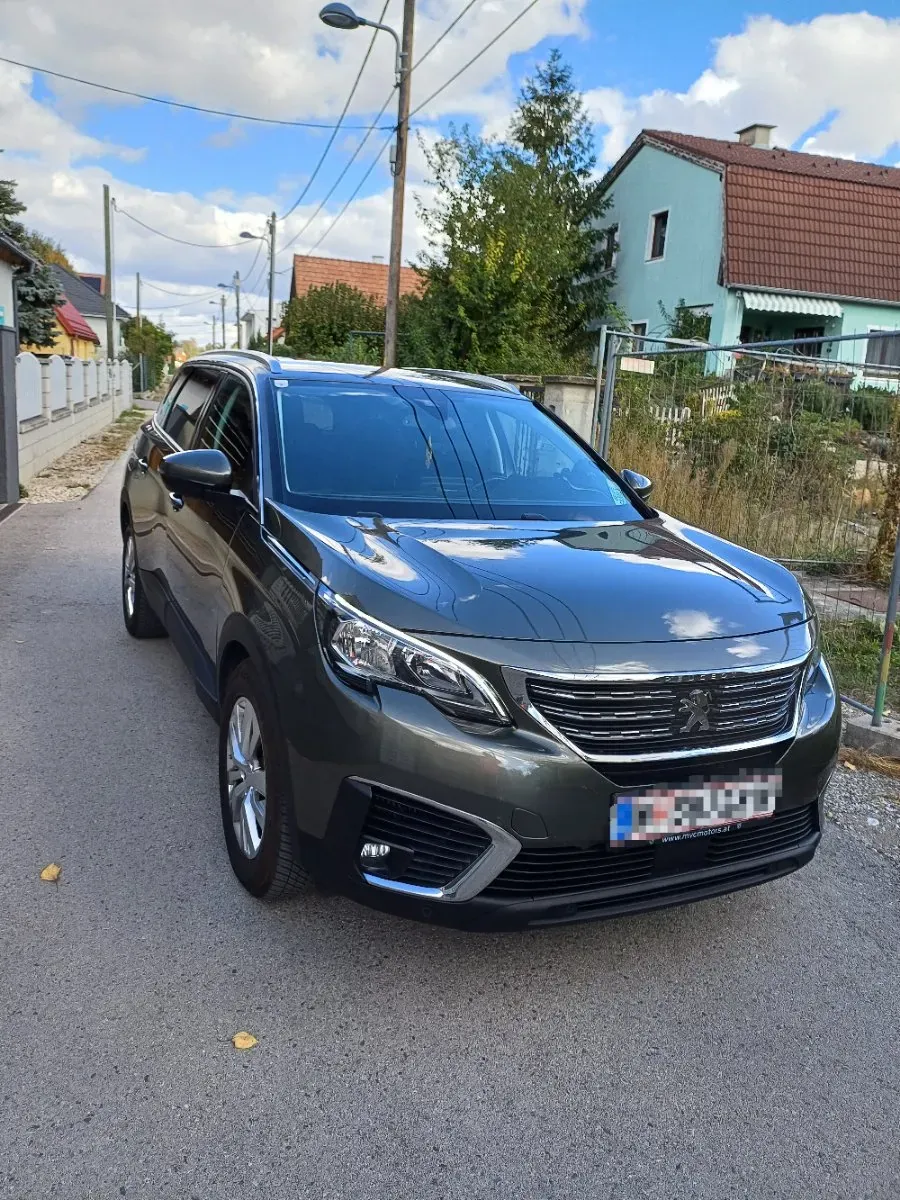 Peugeot 5008 2018 photo 2