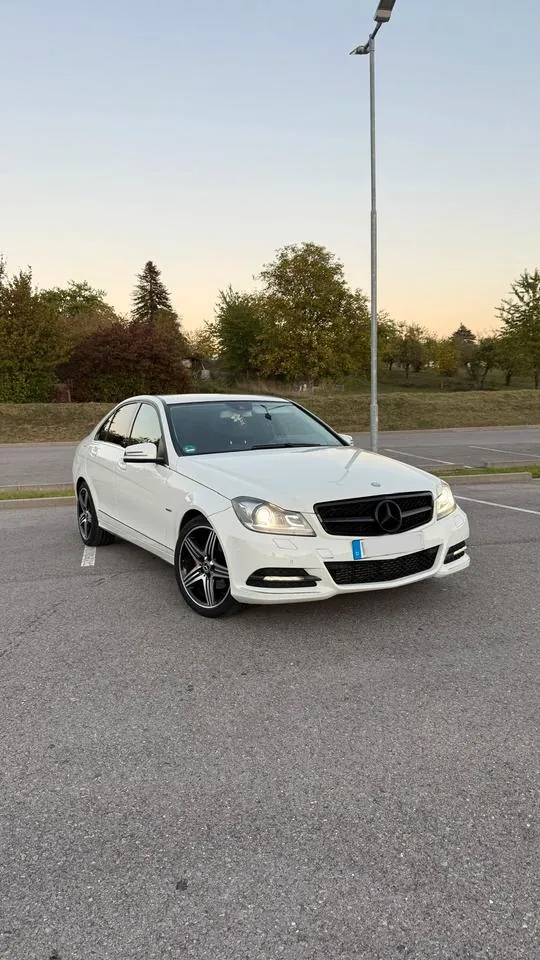Mercedes-Benz C200 Avantgarde