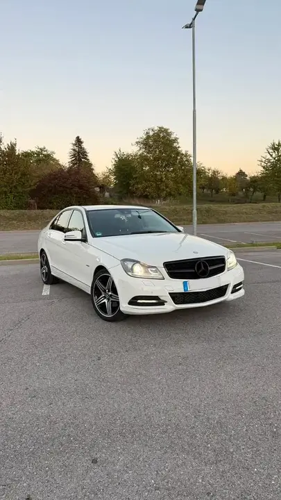 Mercedes-Benz C200 Avantgarde