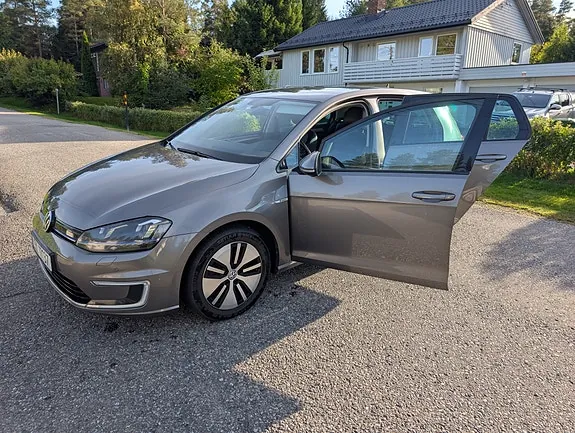 Volkswagen E-Golf 2017 photo 3